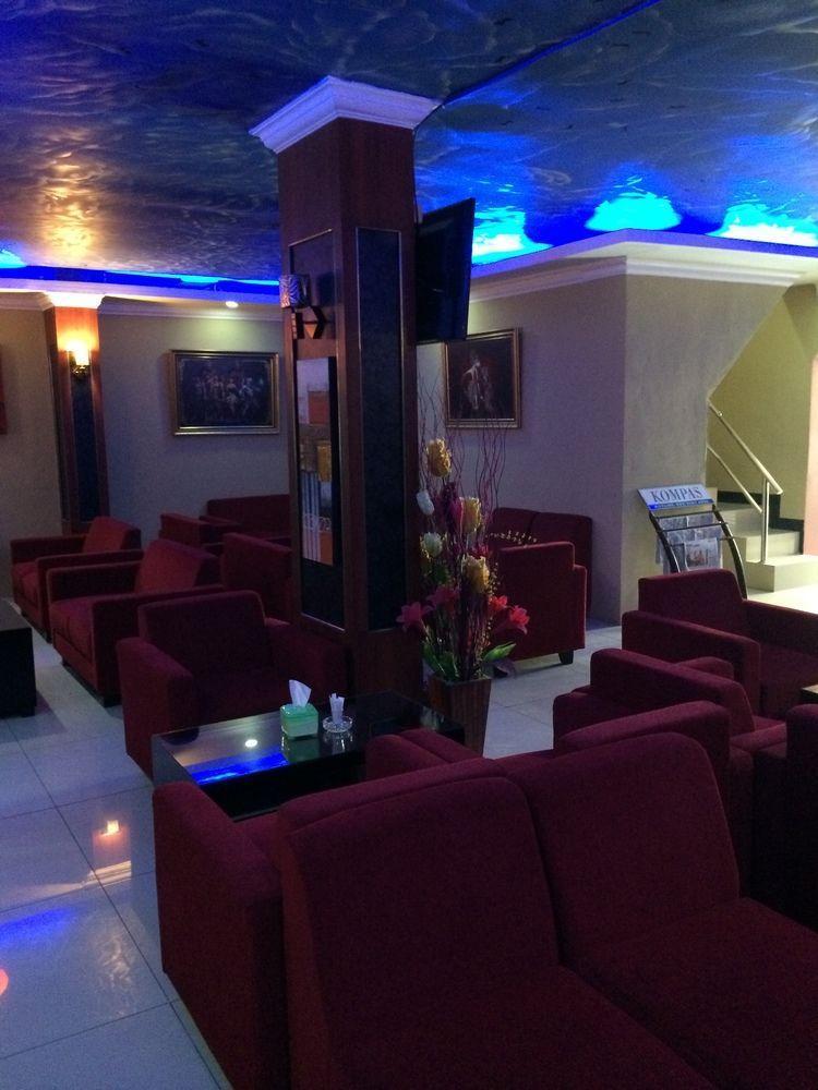 Hollywood Hotel Jakarta Exterior foto